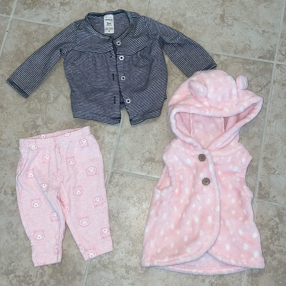 3 Piece Baby Girl Clothing Bundle Size 0-3M​‎